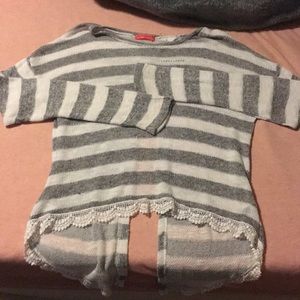 Long sleeve sweater with open back